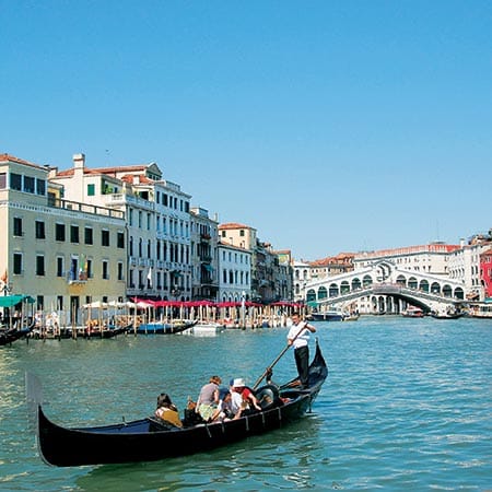 boating in Italy