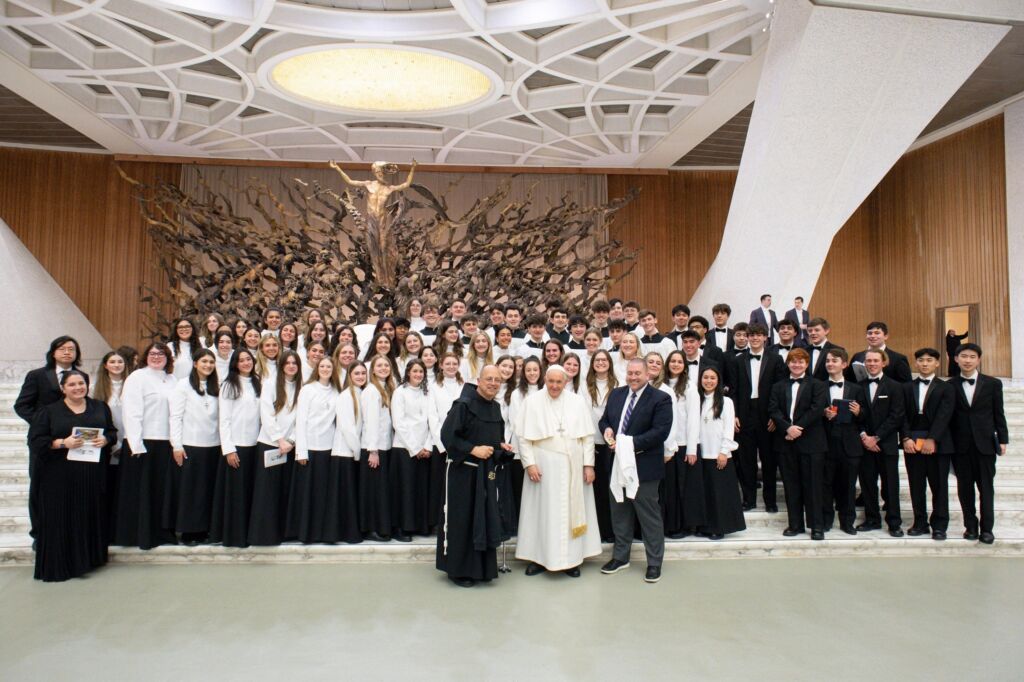 Encore group performing for Pope Francis